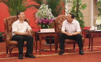 集團(tuán)董事長(zhǎng)應(yīng)邀赴上海會(huì)見(jiàn)沈陽(yáng)市領(lǐng)導(dǎo)